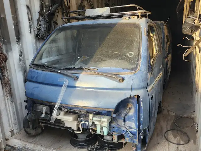 Кабина на Hyundai Porter 2, Худжанд