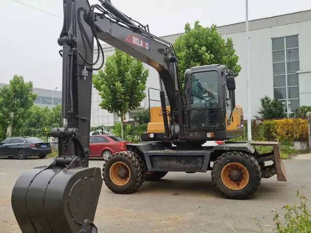 Экскаватор BOJIAO BJ135-90, Душанбе