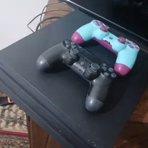 Игровая приставка Sony PlayStation 4pro 4 k 1tb, Душанбе