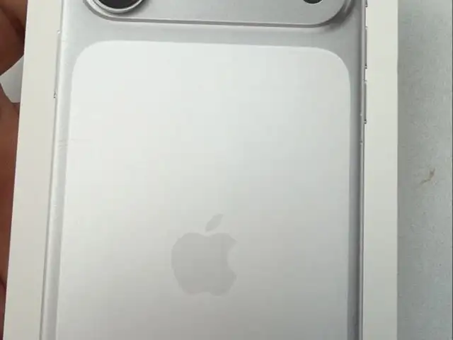 Apple iPhone 17 Pro Max, 256 gb, Silver, Душанбе