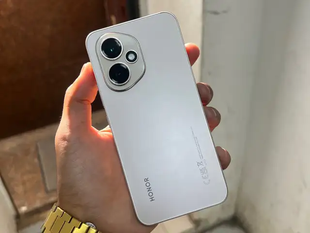 Honor 400, Душанбе