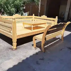 Тапчан, Душанбе