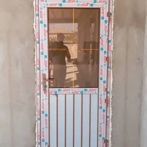 Дверь пластиковая, Душанбе