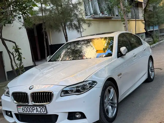 BMW M5