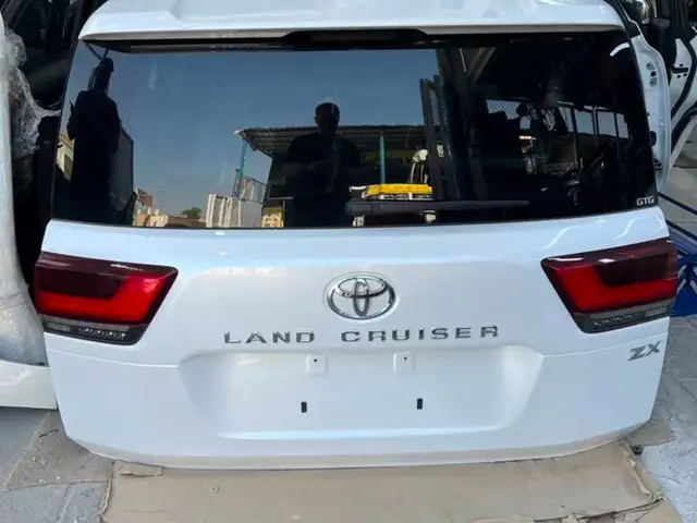 Крышка багажника Toyota Land Cruiser lc300 на заказ, Душанбе