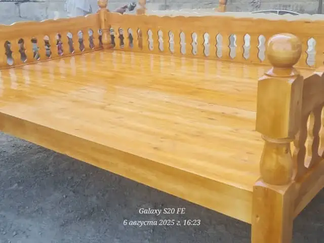 Тапчан, Исфара