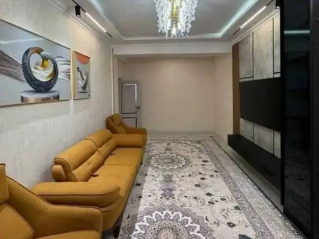 3-комн. квартира, 1 этаж, 81 м², 19 мкр, Худжанд - 7