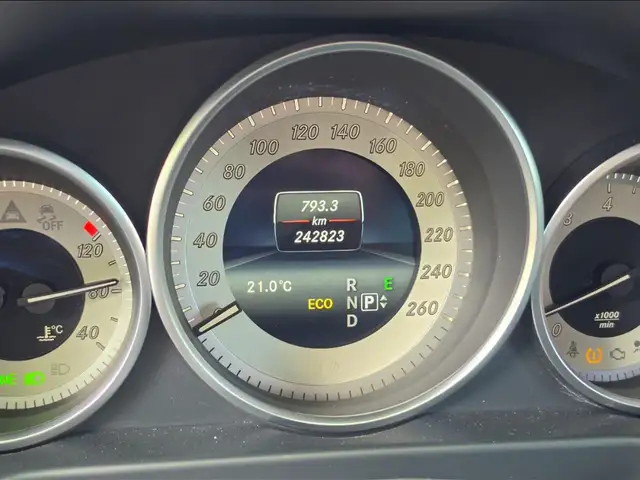 Mercedes-Benz E class, 2014, Ҳисор - 13