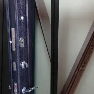 Железная дверь, Душанбе