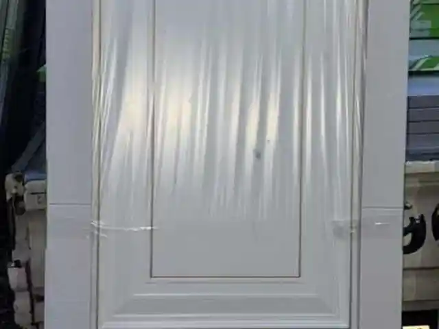Эмалированная дверь, Душанбе