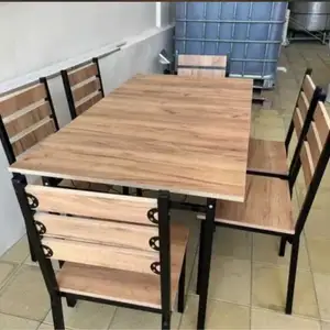 Стол и стулья, Душанбе