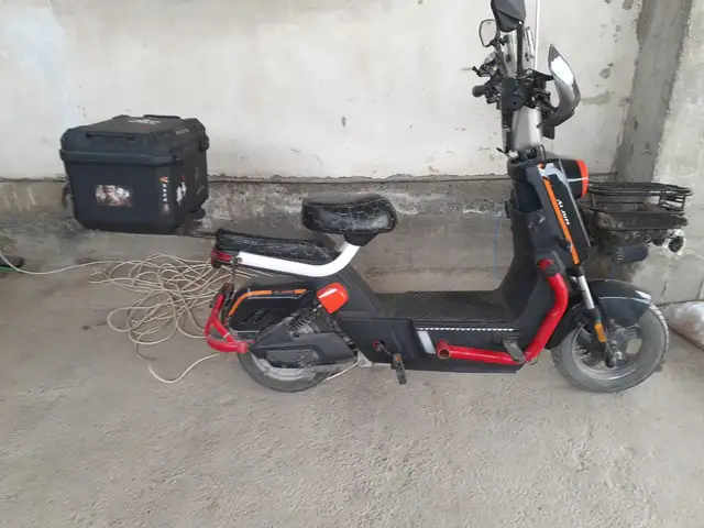Скутер, Худжанд