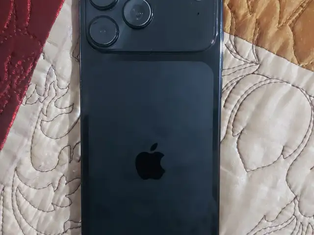 Apple iPhone 17 Pro Max, 1 tb, Silver дубликат, Бобоҷон Ғафуров