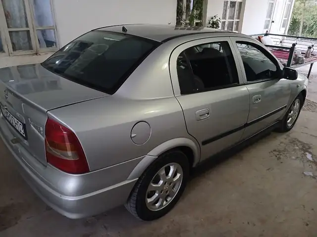 Opel Astra G