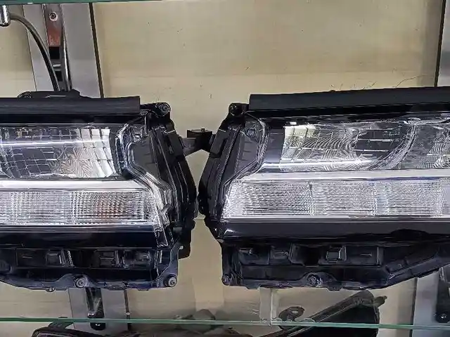 Передные фары для Toyota Land Cruiser 300, Душанбе