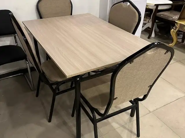 Стол и стулья, Душанбе