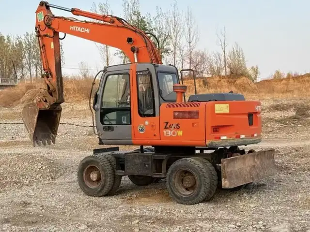 Экскаватор HITACHI ZX130W, Душанбе