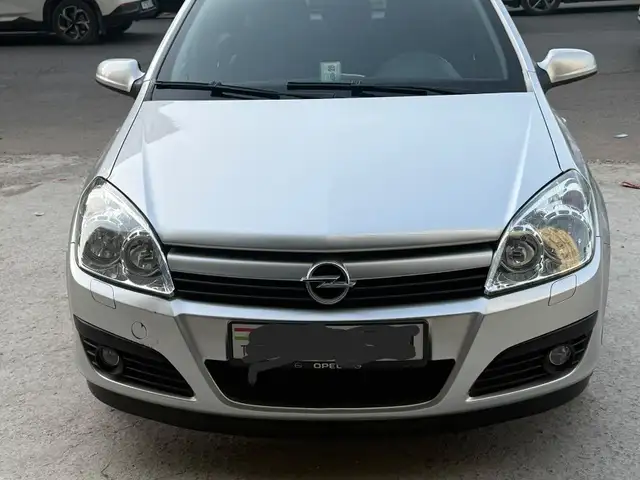 Opel Astra H