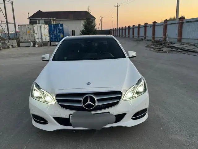 Mercedes-Benz E class