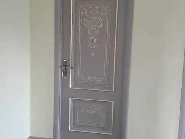 Дверь, Душанбе