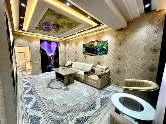 3-комн. квартира, 2 этаж, 122 м², 19 мкр, Супермаркет Амид, Точ, Хуҷанд