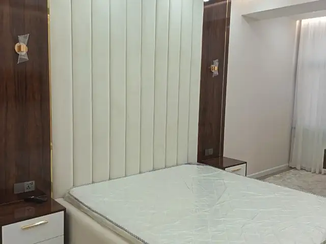 2-комн. квартира, 8 этаж, 65м², Шохмансу Зелёный , Душанбе