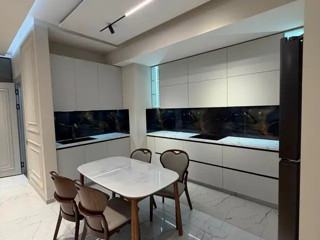 3-комн. квартира, 14 этаж, 85м², Ватан, Душанбе