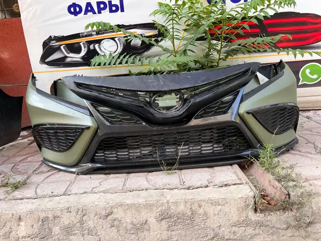 Передний бампер от Toyota Camry 70, Душанбе