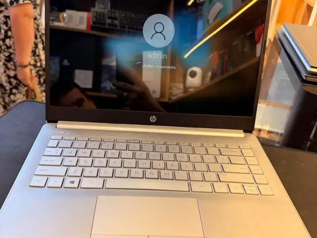 Ноутбук hp silver, Душанбе
