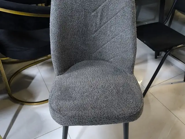 Стулья, Душанбе