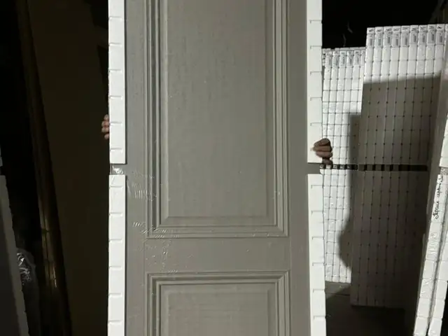 Дверь Эмаль, Душанбе