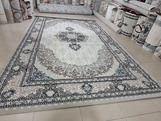 Колин, Душанбе