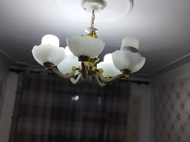 Люстра, Душанбе