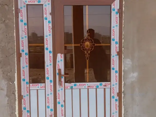 Дверь Алюмини, Душанбе