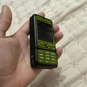 Nokia 3250, Истаравшан