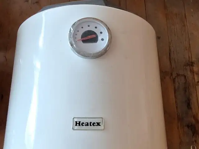 Водонагреватель Heatex 30л, Бобоҷон Ғафуров