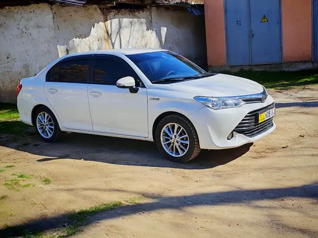 Toyota Axio