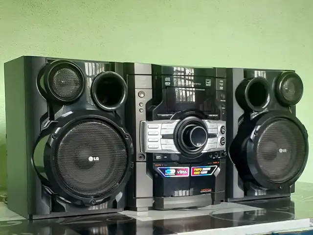 Музыкальный центр LG, Гиссар