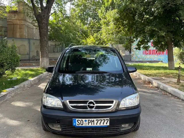 Opel Zafira