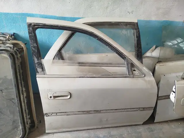 Двери на Тoyota Сresta, Хуҷанд