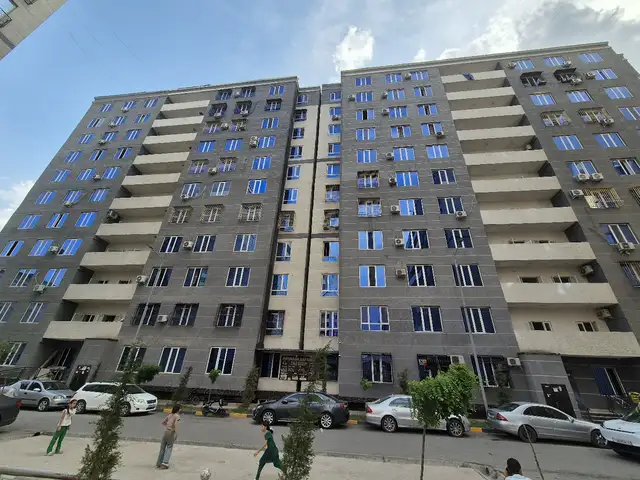 2-комн. квартира, 11 этаж, 40 м², Хитойбозор, Душанбе