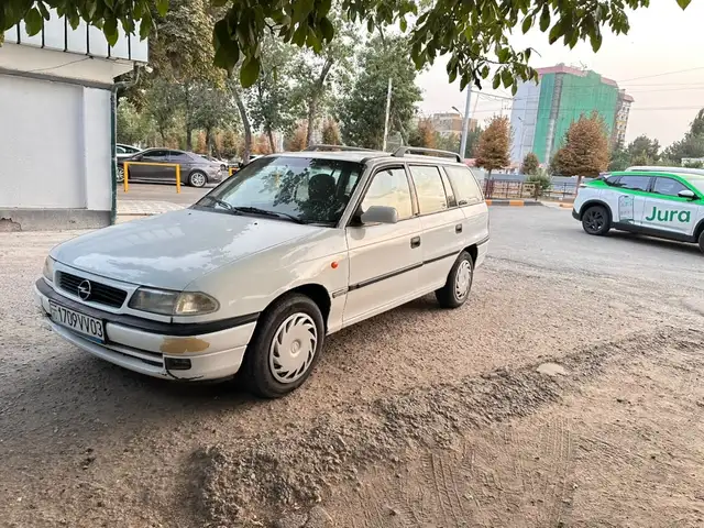 Opel Astra F