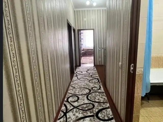 2-комн. квартира, 4 этаж, 88м², Чордома, бари коллечи омузгори доми зард, Душанбе