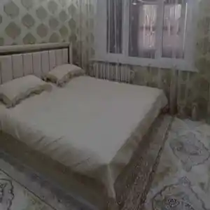 Кровать двуспальная, Душанбе