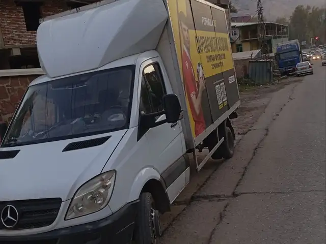 Бортовой грузовик Mersedess sprinter, 2011, Душанбе