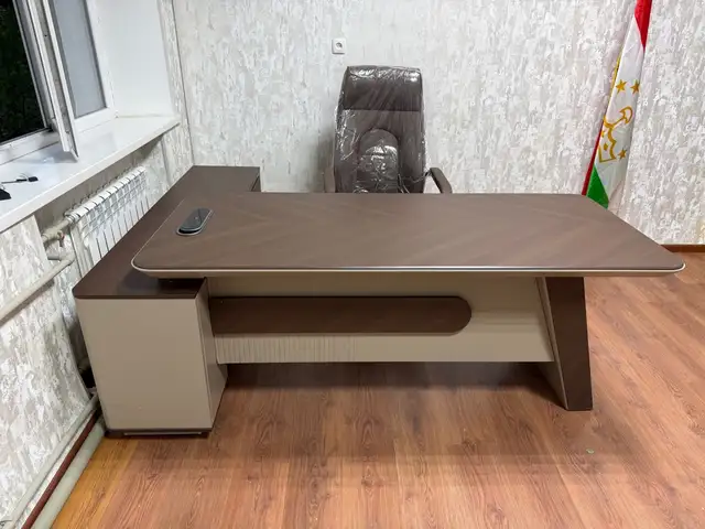 Мизи рохбар, Душанбе