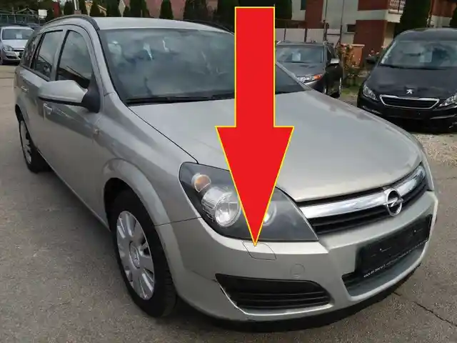Крышка омывателя фар от Opel Astra H. 2004 г., Душанбе