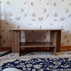 Белорусский журнальный стол, Турсунзаде