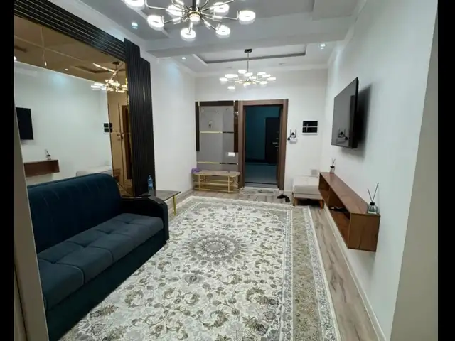 3-комн. квартира, 13 этаж, 92м², Донишгохи Комерческий, Душанбе