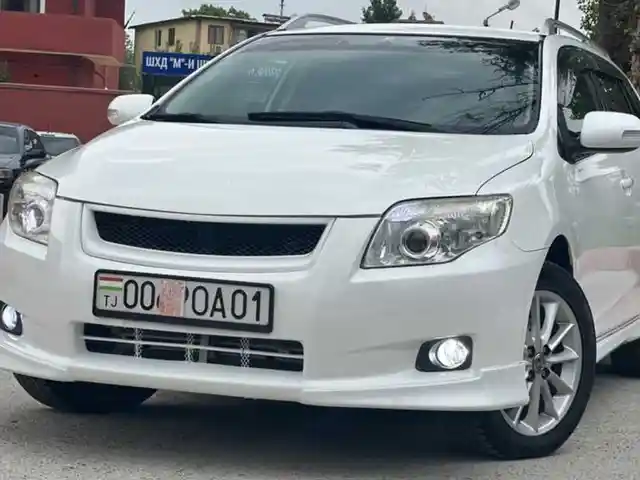 Лобовое стекло на Toyota Fielder, Душанбе